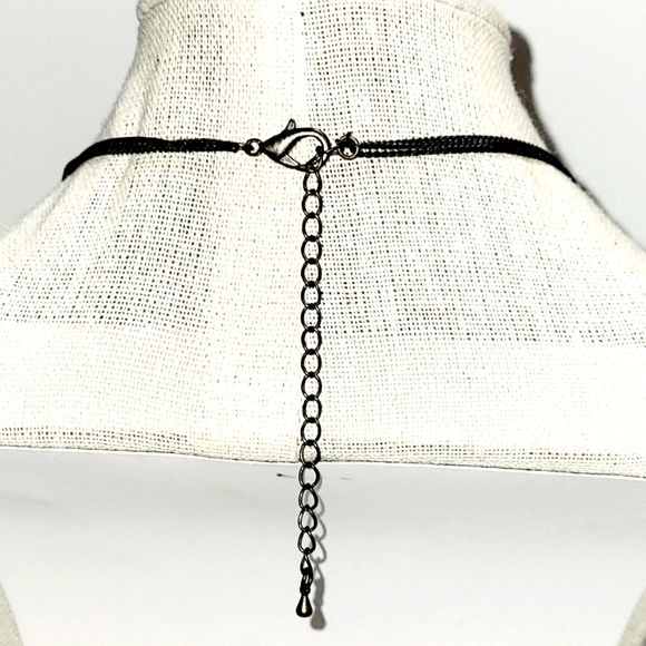 New Necklace, Colored Stone Beaded Black Triple Chain Adjustable Length - Picture 3 of 5